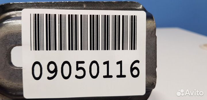 Петля двери багажника правая BMW X1 F48 2015-2023