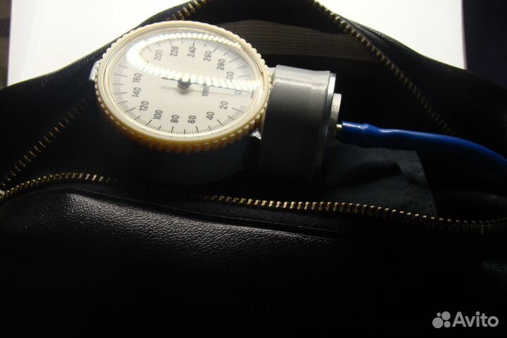 Тонометр ручной СССР новый 1991 год винтаж