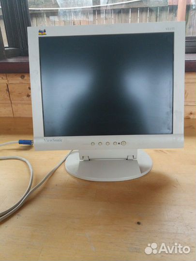 Монитор Viewsonic 15д