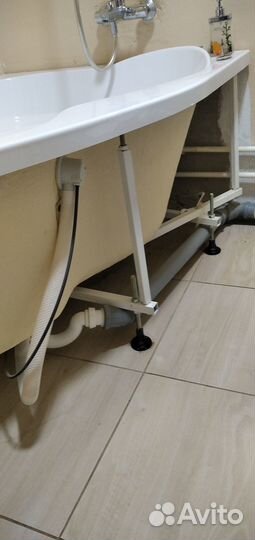 Ванна акриловая