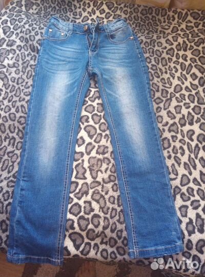 Продаю джинсы