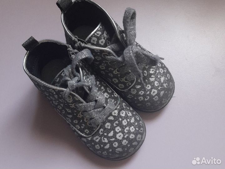 Ботинки для девочки 23