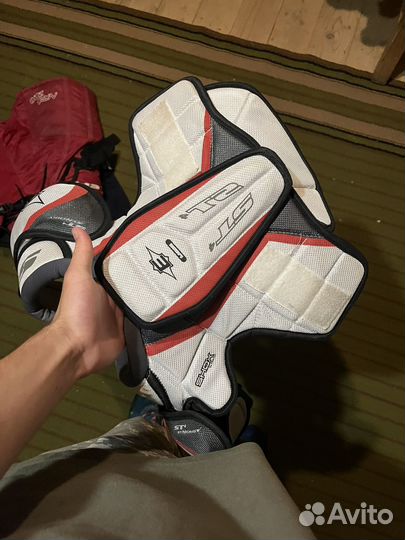 Нагрудник хоккейный детский