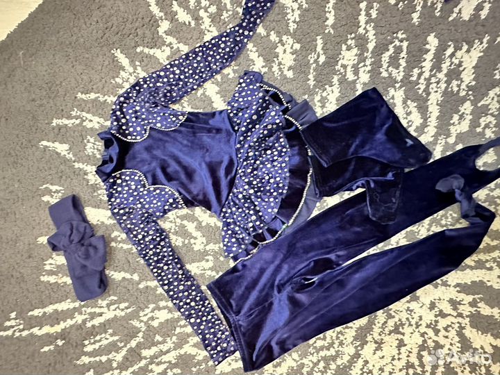 Костюм бархат для фигурного катания