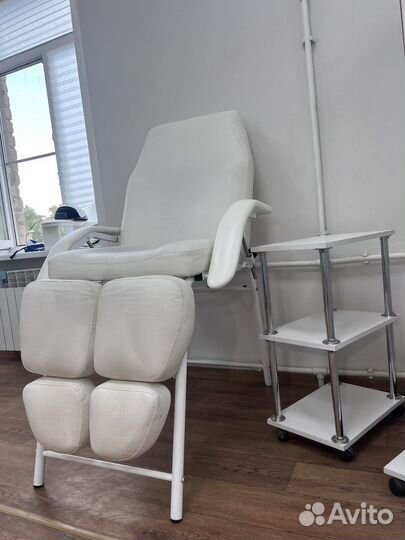 Аренда рабочего места мастера маникюра и педикюра