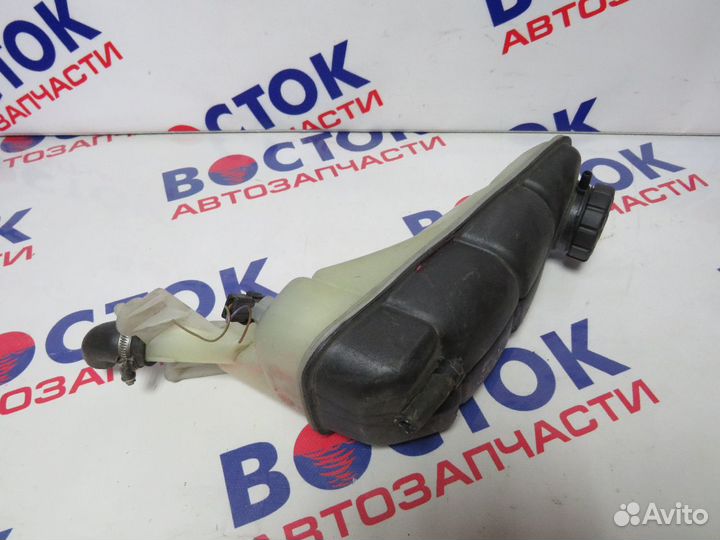 Бачок расширительный mercedes E300 Turbodiesel 210