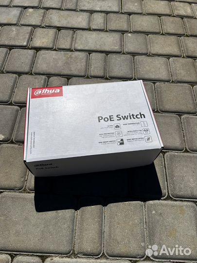 Коммутатор Dahua с 8-рое портами DH-PFS4212-8GT-96