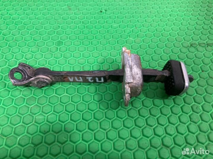 Ограничитель двери передний левый Acura Mdx YD2