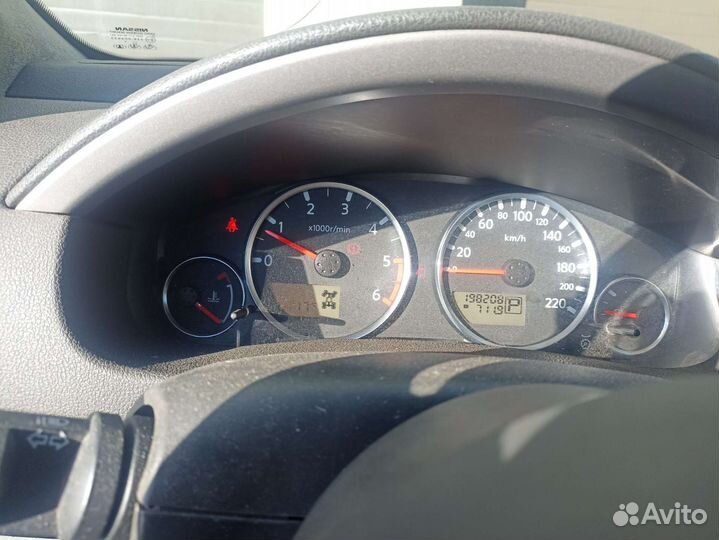Nissan Pathfinder 2.5 AT, 2006, 199 000 км