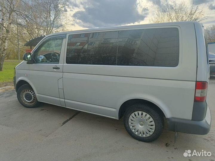 Volkswagen Transporter 2.0 МТ, 2010, 214 100 км