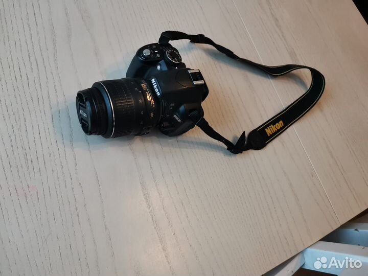 Зеркальный фотоаппарат Nicon D3100