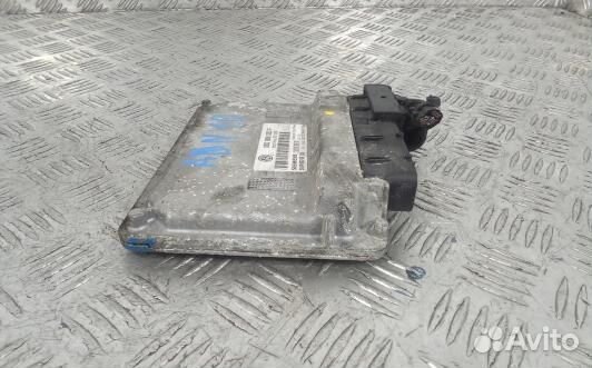 Блок управления двигателем volkswagen polo 4 (9N)