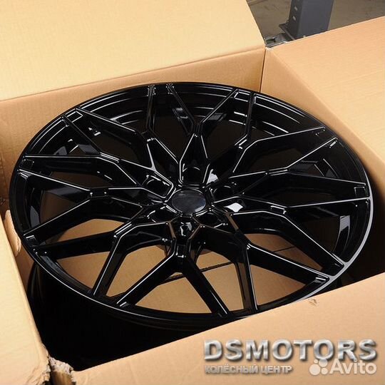 Диски 0292 8.5/20 5x120 ET25 d72.6 gloss black