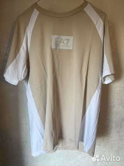 Футболка мужская EA7