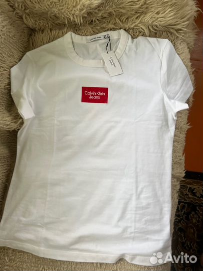 Calvin klein футболка женская