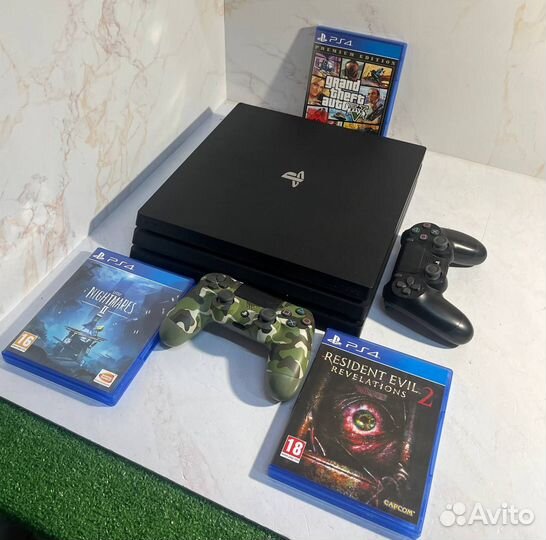 Sony playstation 4 PS4 pro 1tb CUH-7208B