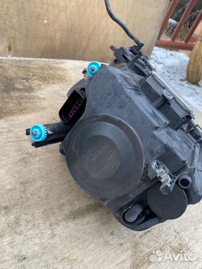 Фара левая audi A3 8P рест