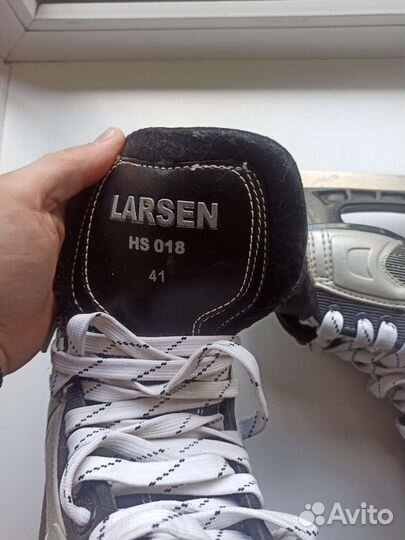 Коньки хоккейные