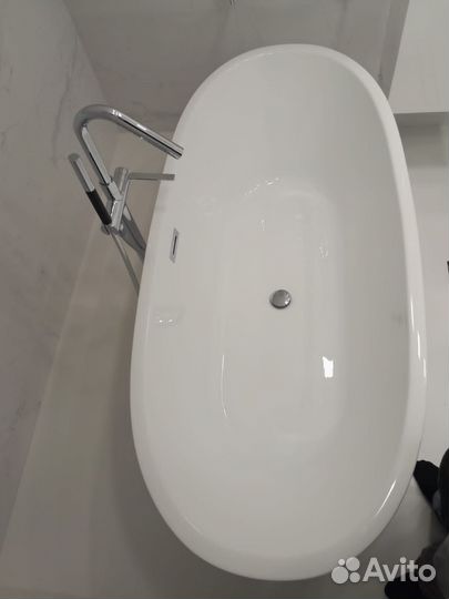 Смеситель для ванны напольный Jacob Delafon