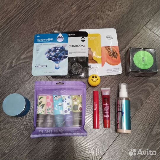 Набор косметики новый 13 шт
