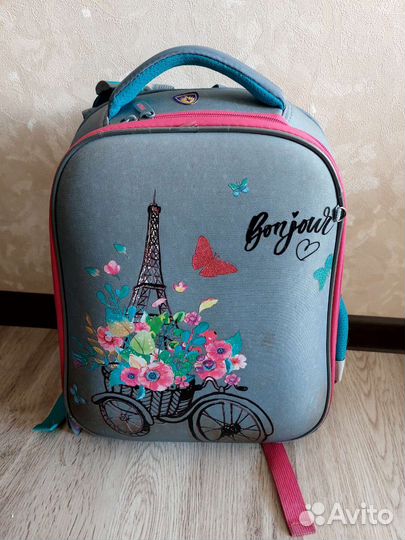 Рюкзак для девочки начальной школы
