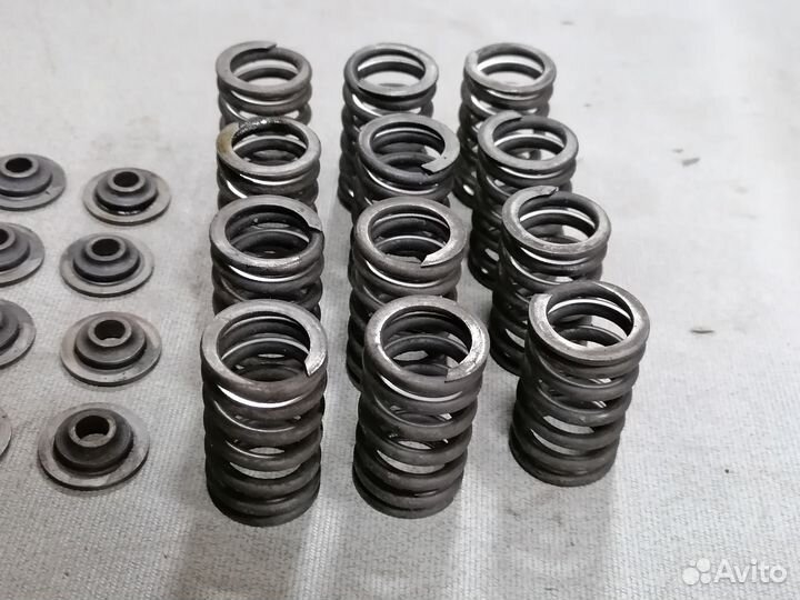 Комплект пружин и шайб клапанов Chrysler Concorde