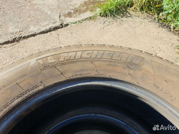 Michelin Latitude Tour 235/65 R17