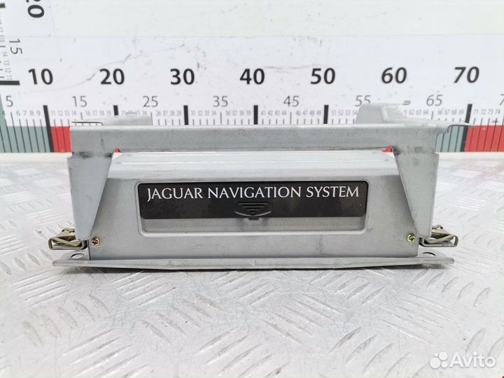 Блок навигации для Jaguar S-Type XR8310E887AE