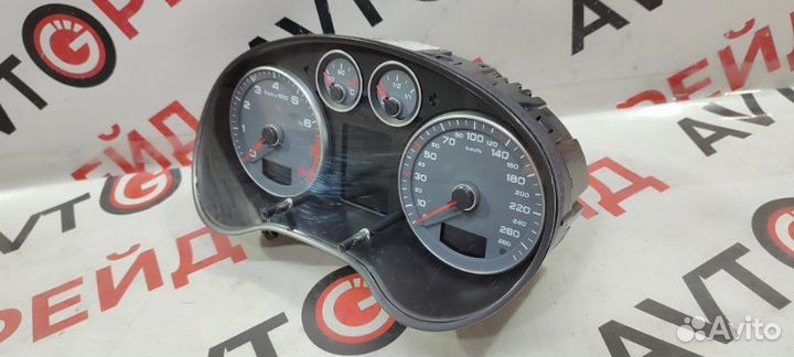 Спидометр Audi A3 8P cdaa 13.12.2011