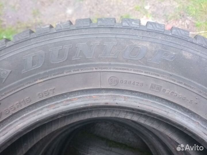 Dunlop SP Winter Ice 01 195/65 R15 95T