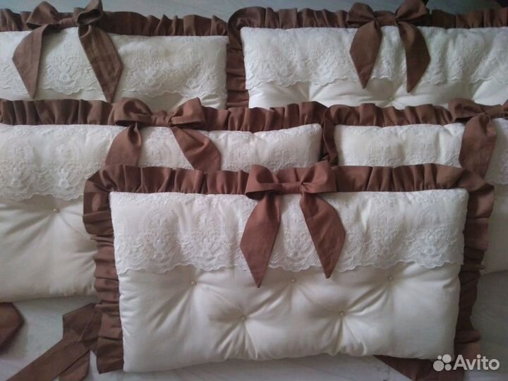 Бортики в кроватку