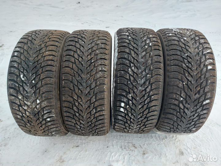 Nokian Tyres Hakkapeliitta R3 SUV 275/50 R20 113R