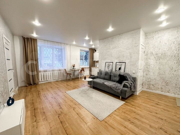 2-к. квартира, 40,3 м², 1/4 эт.