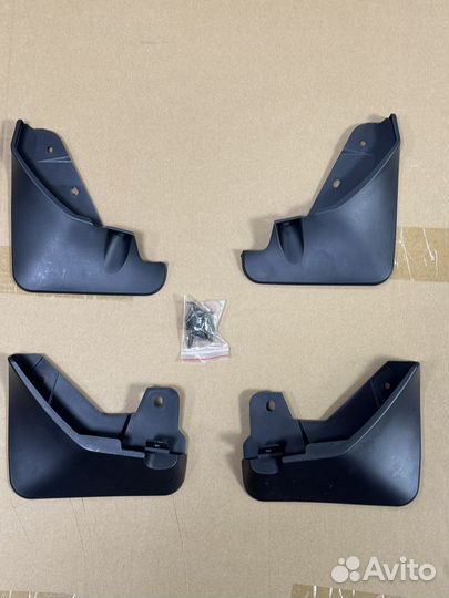 Брызговики Toyota yaris cross 2020-2024 4шт