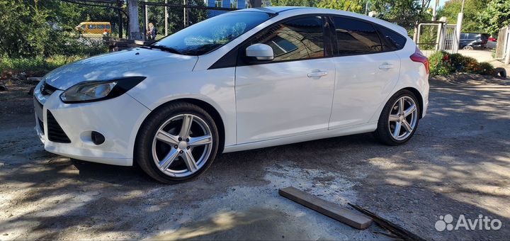 Ford Focus, 2011