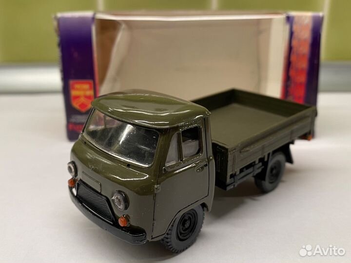 УАЗ 452Д Русская миниатюра СССР