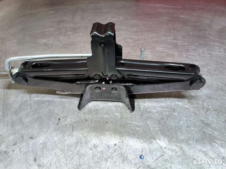 Renault Duster 2 домкрат 2022