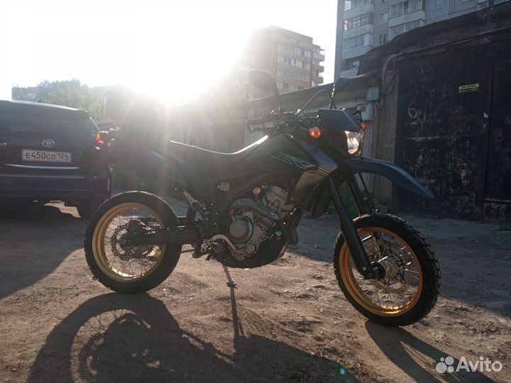 Honda crf 250m