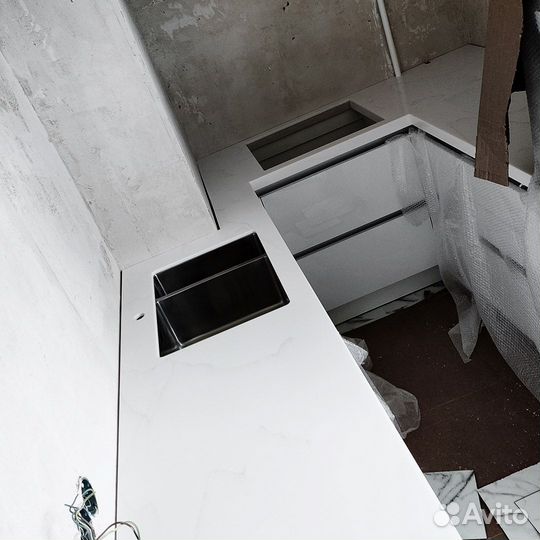 Столешница из камня для кухни м2