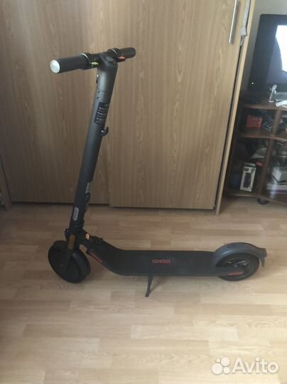 Электрический самокат Ninebot KickScooter E22