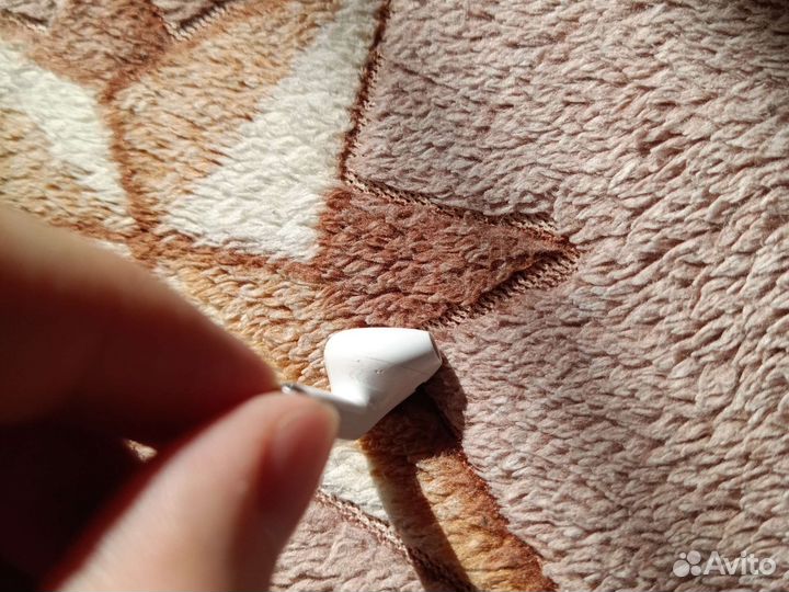 Airpods наушник левый