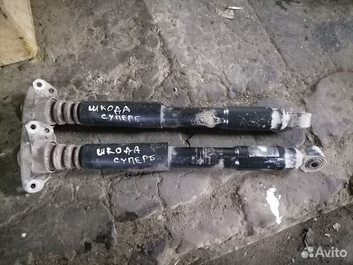 Задний амортизатор skoda superb