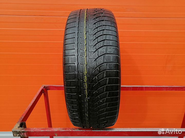 Nokian Tyres WR A4 225/55 R17