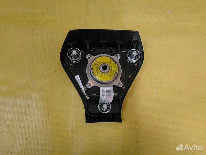 Подушка безопасности в рулевое колесо Sonata VI YF