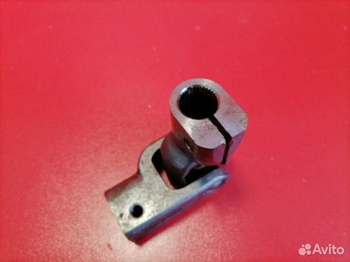 Рулевой карданчик Toyota Corolla ZZE121L 3ZZ-FE