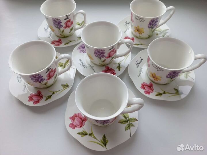 Чайный сервиз в упаковке Цветы