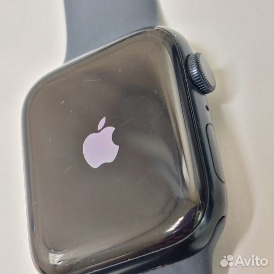 Смарт-часы Apple Watch SE 2022 44mm