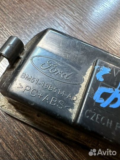 Кнопка открывания багажника Ford Focus 3 седан