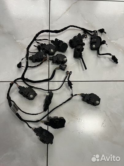 Проводка отопителя Mercedes S221