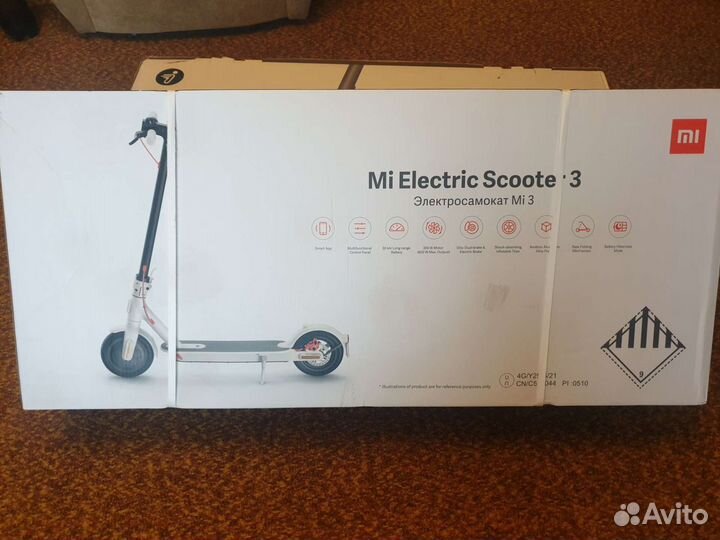 Электросамокат Xiaomi Mi Electric Scooter 3 серый